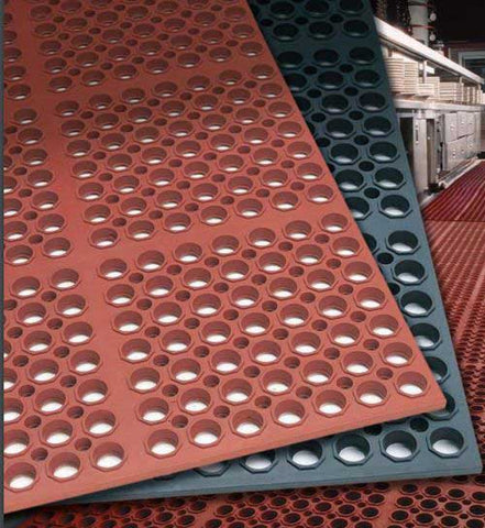 Cactus Mat Vip Red Lite Mat, 58 x 39 inch.