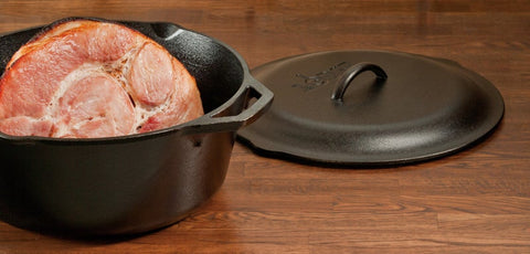 Lodge Cast Iron Dutch Oven, 7 Quart.
