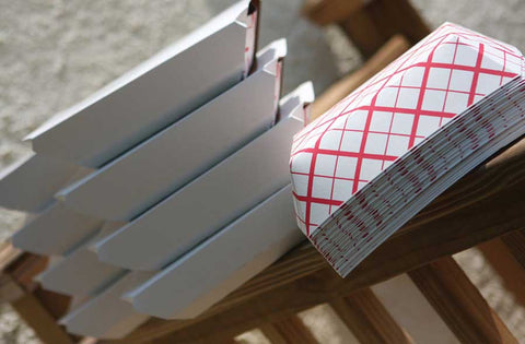 Southern Champion Tray Paper Board Red Checked Rectangular Food Tray, 8.5 x 5.75 x 9.75 inch -- 500 per case