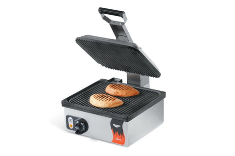 Vollrath Cayenne Flat Plate Panini Style Non Stick Sandwich Press, 14 x 18 3/4 x 12 7/8 inch Dimension.