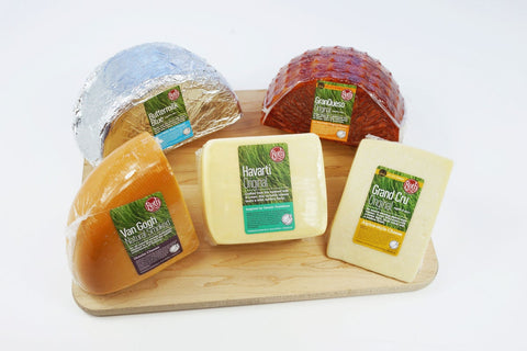 Roth Signature Cheese Board Kit, 13 Pound.