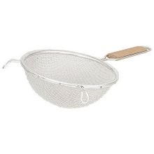 Alegacy Medium Double Mesh Strainer, 8 inch Bowl Size.