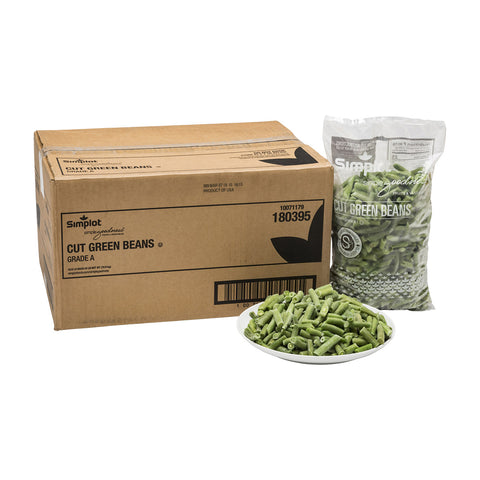 Simplot Regular Cut Green Beans - 32 oz. package, 12 packages per case