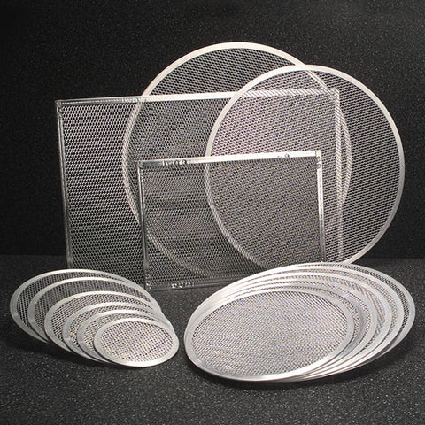 American Metalcraft Heavy-Duty Aluminum Round Pizza Screen, 8 inch