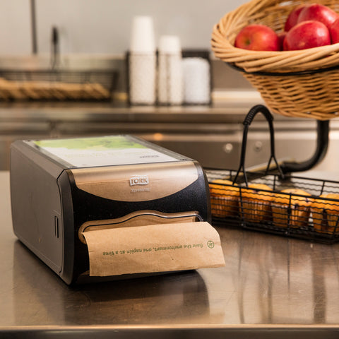 Tork Xpressnap® DISPENSER NAPKIN COUNTER BLACK