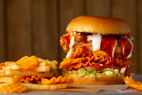 Ruffles® CHIP DOUBLE CRUNCH HOT WINGS