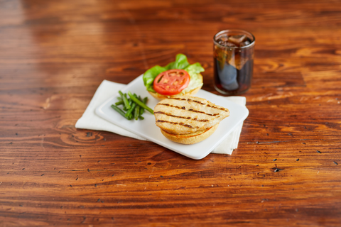 Chicken Breast Fillet Boneless Skinless Grilled Fc 4 Oz 38301-0928