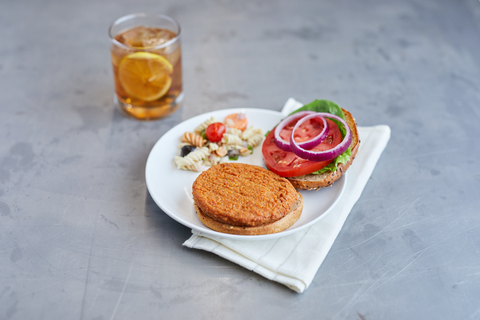 Chicken Pattie Hot 'n Spicy Whole Grain Fc Cn 3.53 Oz 70314-0928