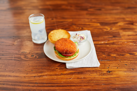 Chicken Breast Whole Grain Breaded Hot 'n Spicy Made W/ Whole Muscle Fillet 3.75 Oz 70312-0928
