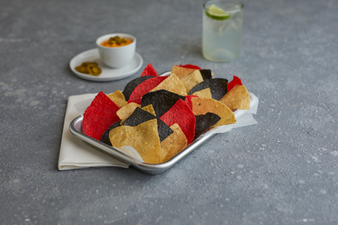 Tortilla Chip Corn, Red, White & Blue, 1/4
