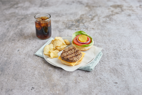 Beef Steak Burger Flame Broiled Fc Cn 2.4 Oz