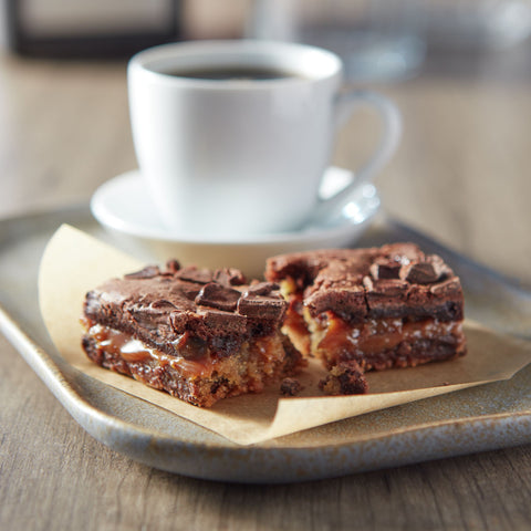 Pillsbury® BAR BROWNIE COOKIE CARAMEL TRIPLE LAYER IW