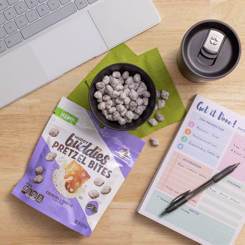 Chex Mix Muddy Buddies SNACK MIX MUDDY BUDDIES PRETZEL COOKIES & CREAM