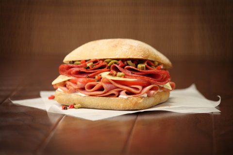 Wilson Foodservice™ SALAMI COTTO SLICED .5 OZ 11045190652