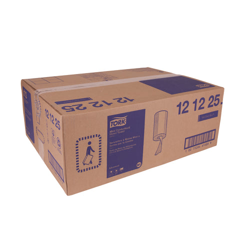 Tork 2 Ply White Advanced Soft Mini Centerfeed Hand Towel, 8.3 x 11.8 inch - 266 per roll -- 6 rolls per case